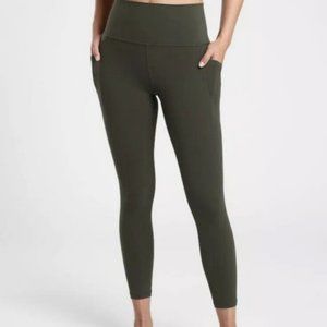 Athleta Salutation Stash Pocket II 7/8 Legging Tight